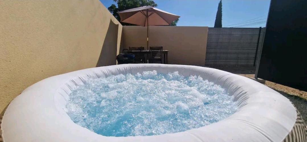 Cosy House Jacuzzi * Carpentras